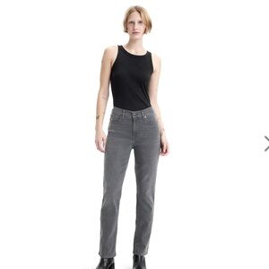 NWOT Levi’s Women’s 511 Mid Rise Classic Jeans Size 29 Gray Flattering
